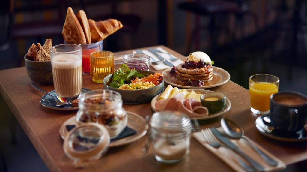 Motto By Hilton Rotterdam Blaak - Resim 18