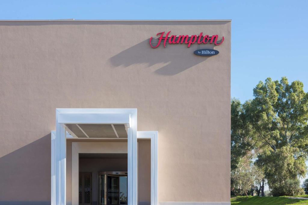 Hampton By Hilton Rome East - Resim 9