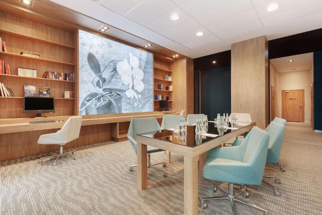 Hampton By Hilton Lublin - 19