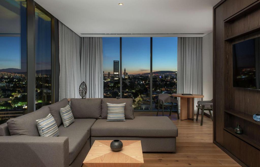 Posezení v ubytování Hilton Guadalajara Midtown