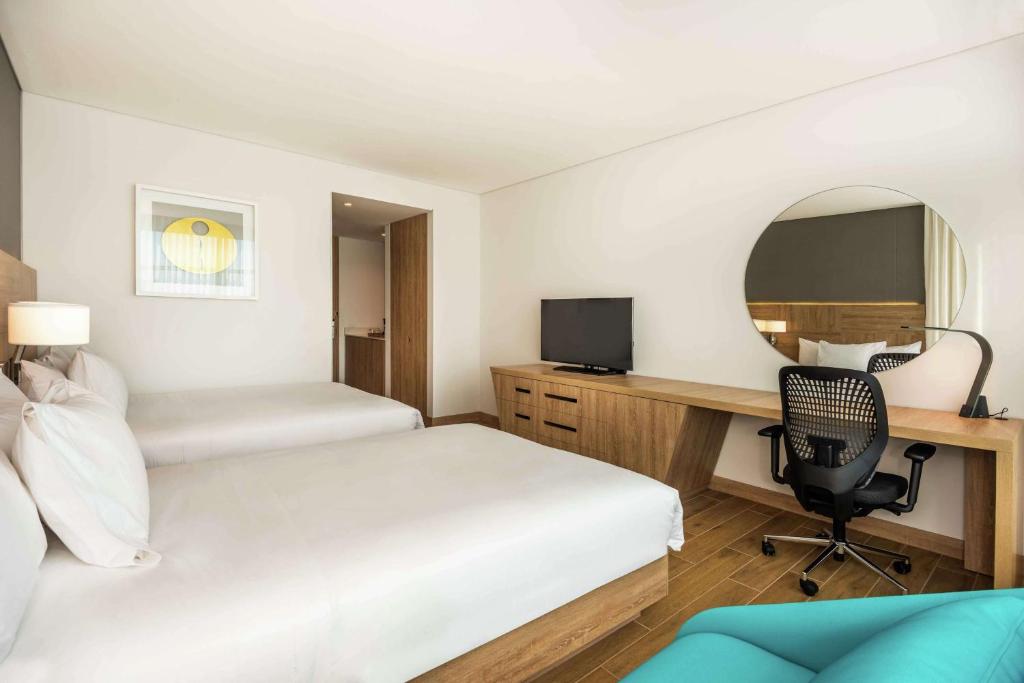 Hilton Garden Inn Santa Marta - Double Room With Two Double Beds