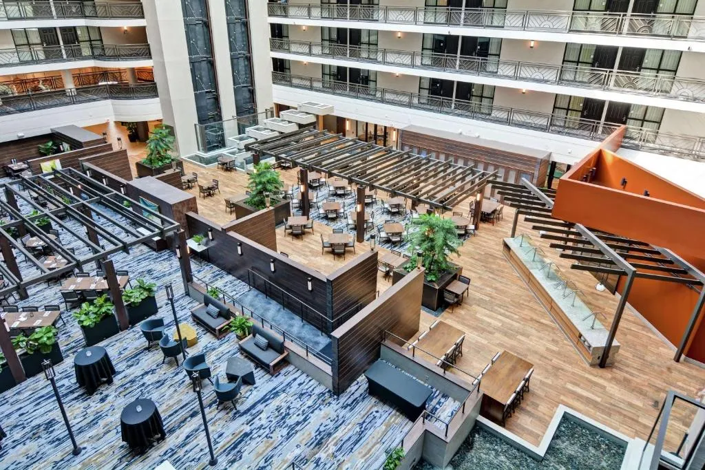 Embassy Suites by Hilton Minneapolis Airport in Eagan