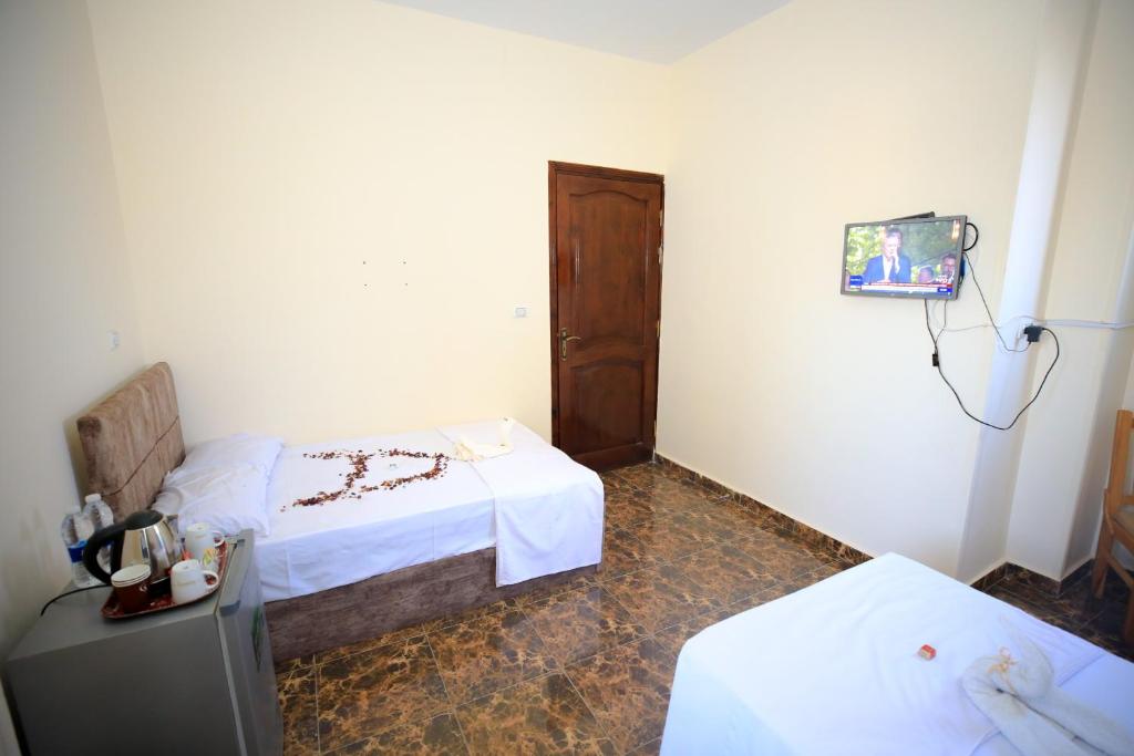 El Khalil Pyramids View Inn - 17