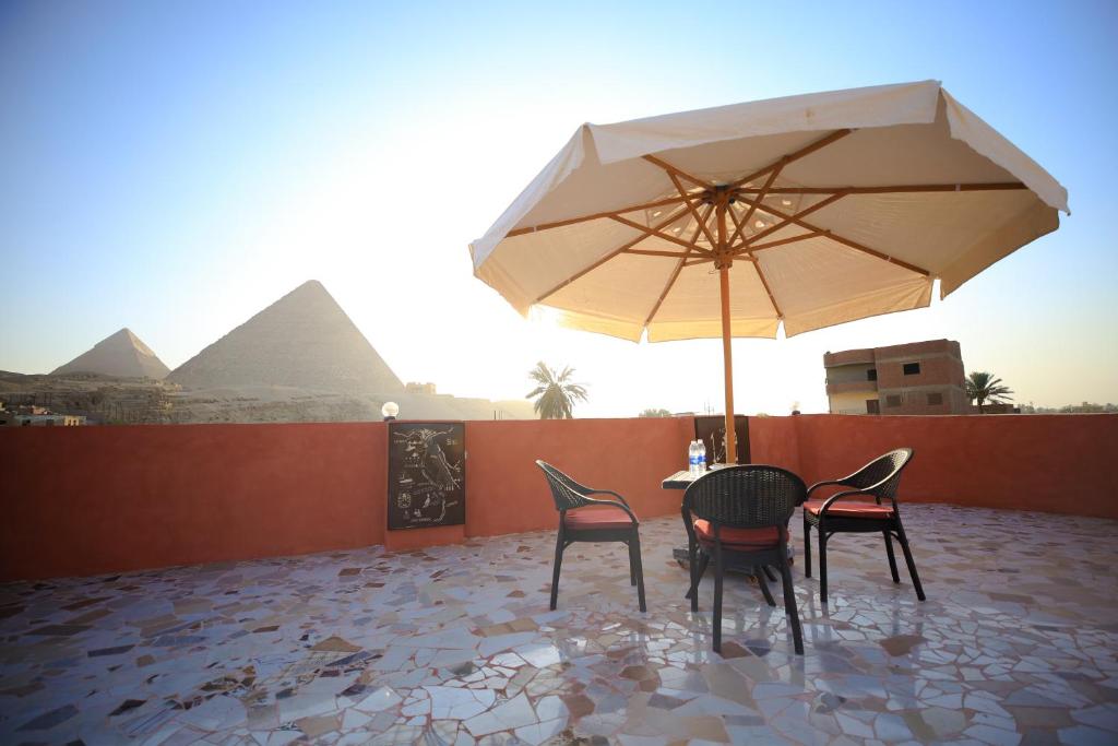 Patio nebo venkovní prostory v ubytování El Khalil Pyramids View Inn