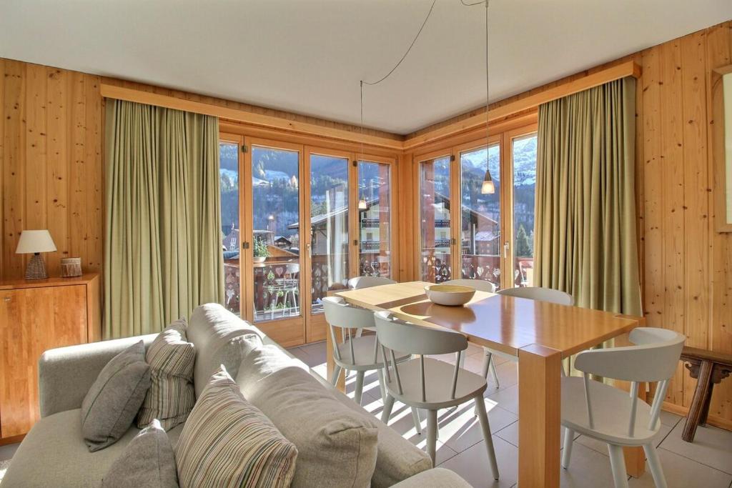 Gallery image of Cable Car 2 Min Walk High End Apartment Sauna in Champéry