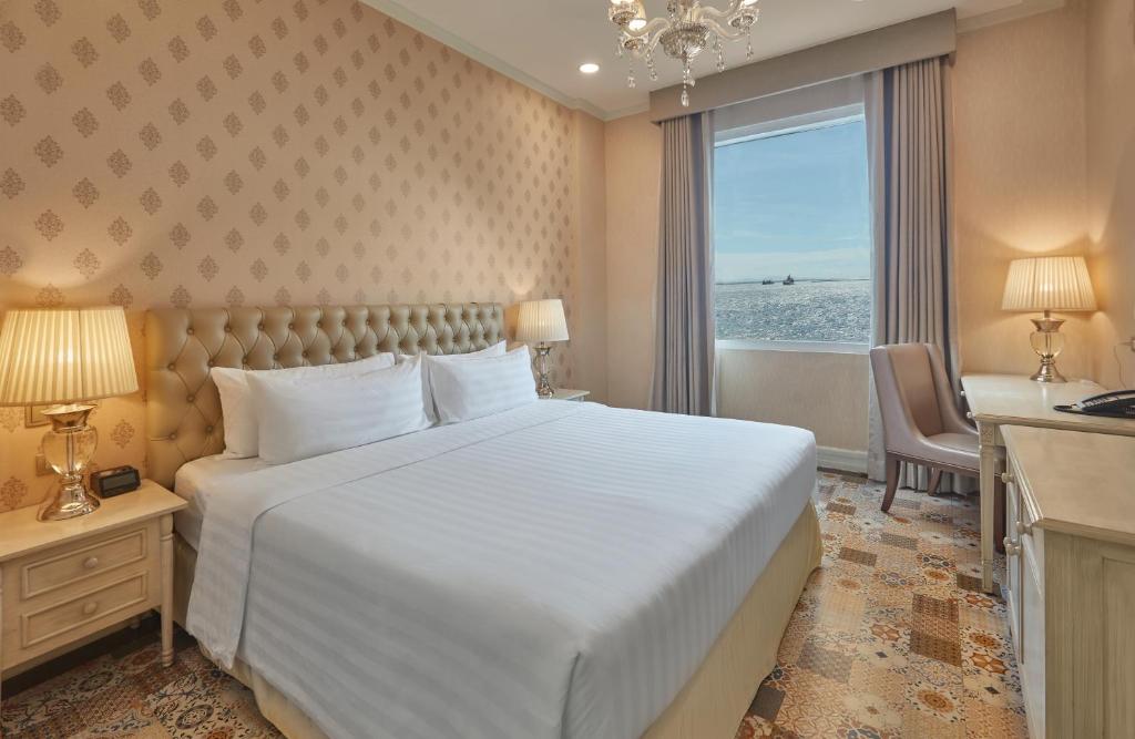 Rizal Park Hotel - 