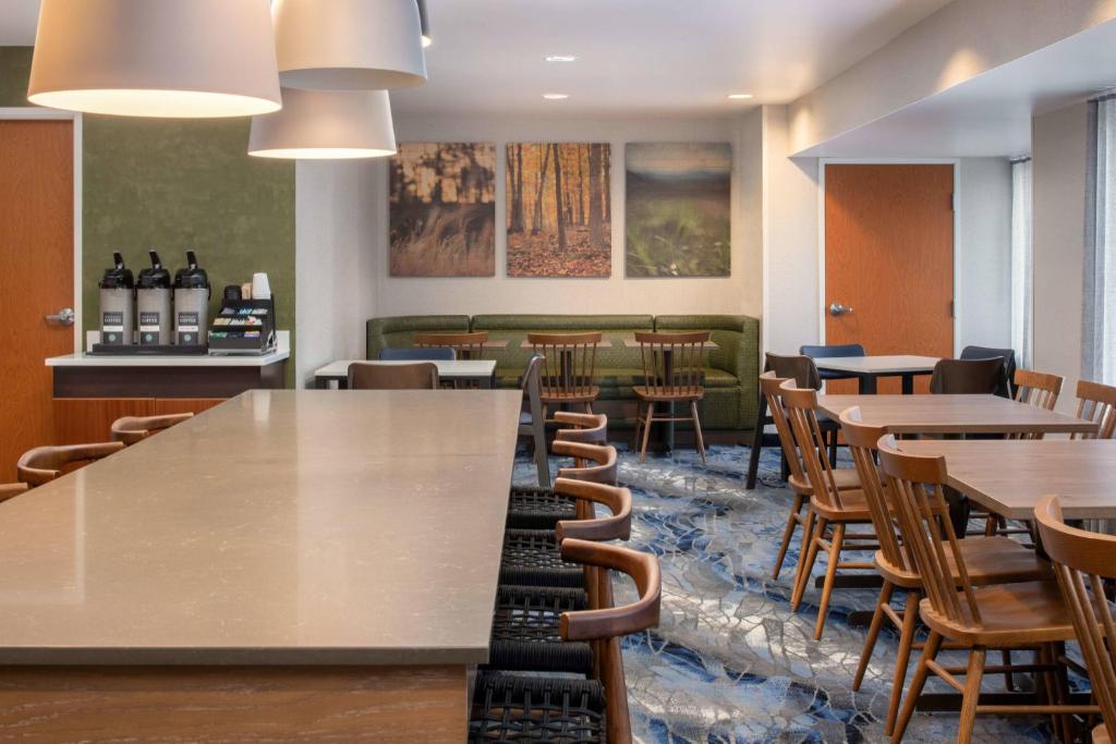 Posezení v ubytování Fairfield Inn Spokane Downtown