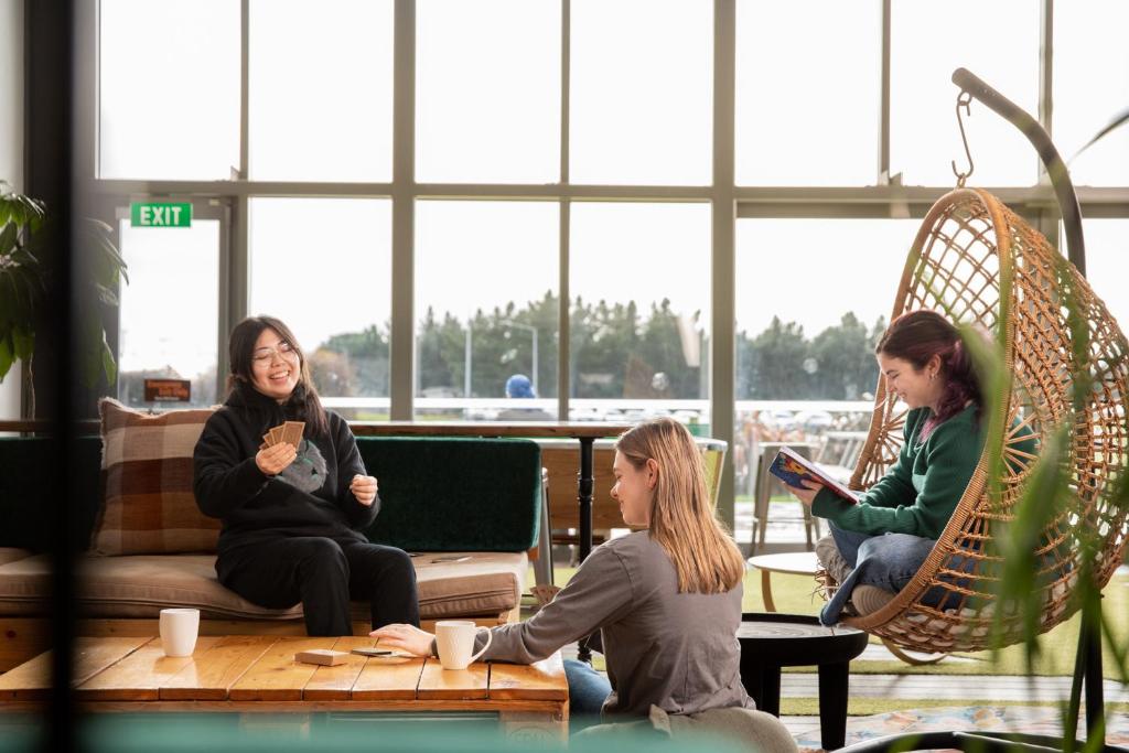 LyLo Christchurch Airport - Resim 18