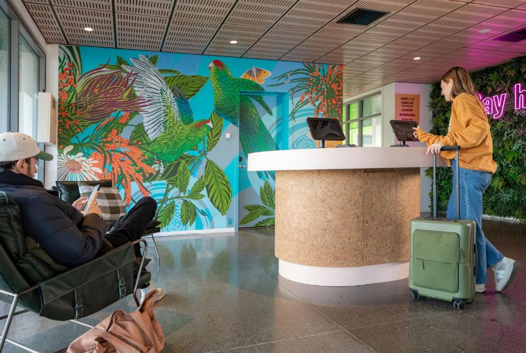 LyLo Christchurch Airport - Resim 32