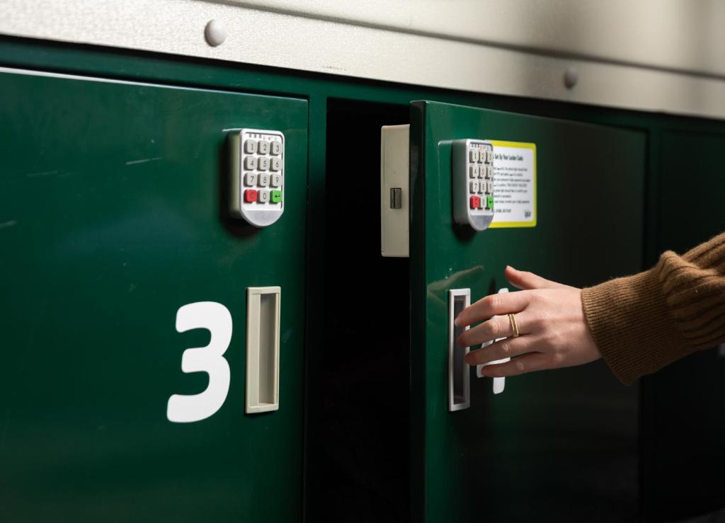 LyLo Christchurch Airport - Resim 35