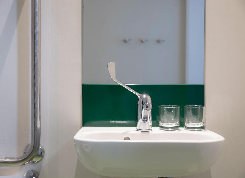 LyLo Christchurch Airport - Resim 41