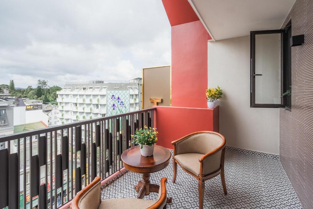 Ban công/sân hiên tại Thảo Nguyên House