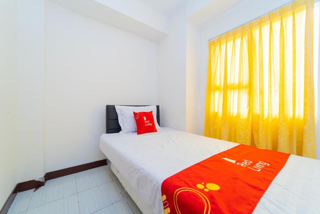 RedLiving Apartemen Cinere Resort - Gold Room - Quarto Duplo Padrão