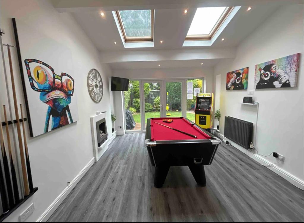 Kirkham House with Hot tub and Pool Table