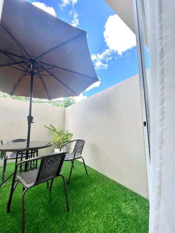 Patio nebo venkovní prostory v ubytování Stanford Suites 3