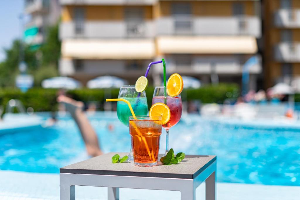 Bazén v ubytování Hotel Concord nebo v jeho okolí