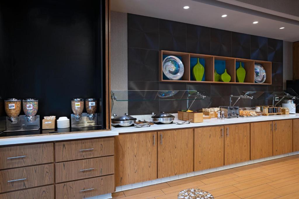 Springhill Suites by Marriott Anaheim Maingate photo