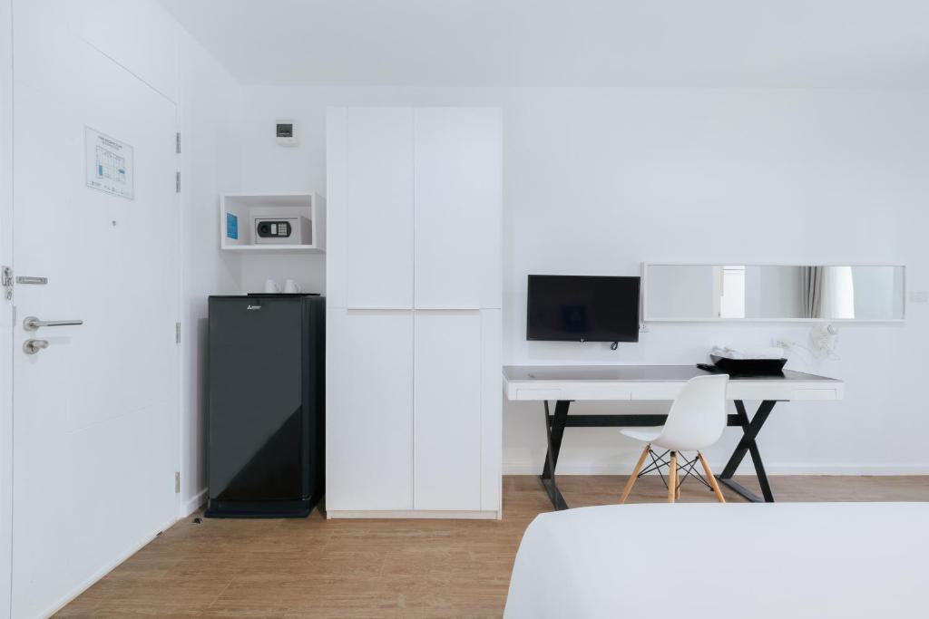 Blu Monkey Bed & Breakfast Phuket - Resim 12