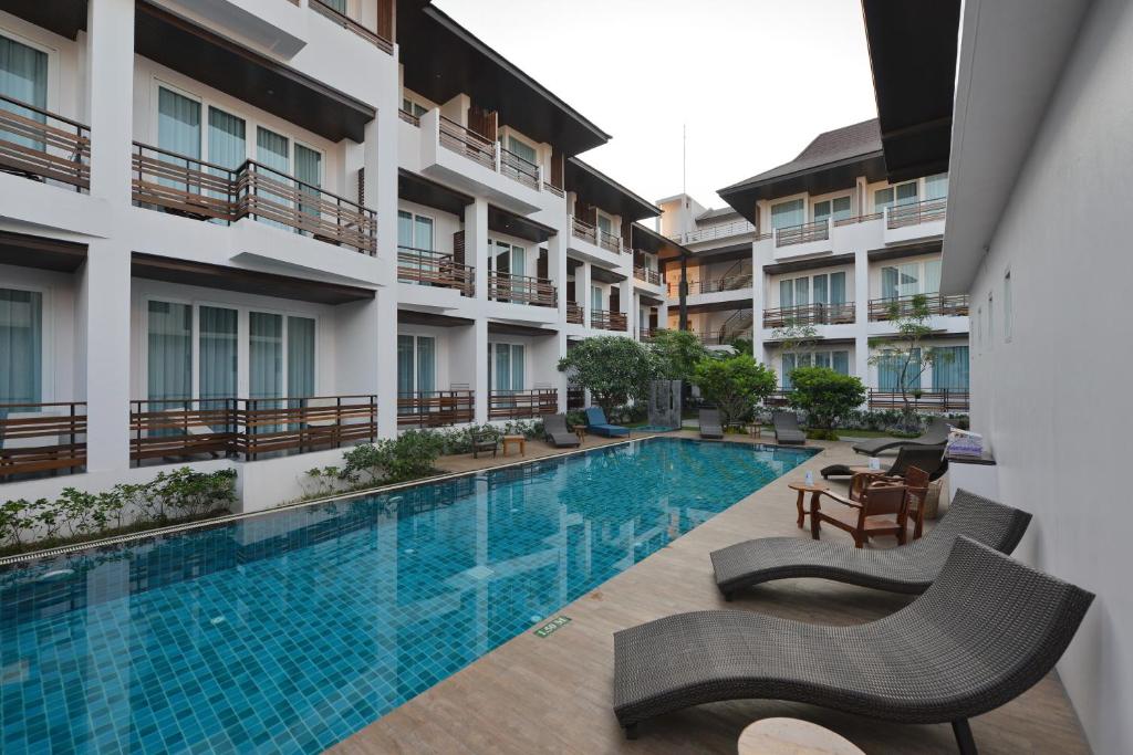 Bazén v ubytování Le Patta Resort & Hotel Chiang Rai nebo v jeho okolí
