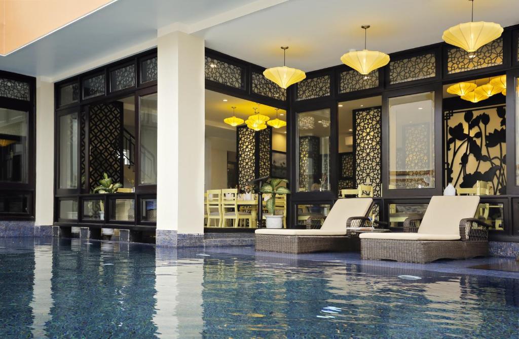 Bazén v ubytování River Suites Hoi An nebo v jeho okolí