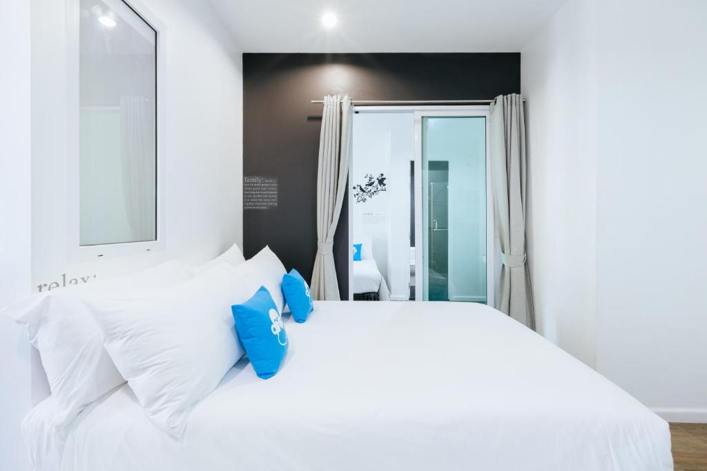 Blu Monkey Bed & Breakfast Phuket - Resim 31