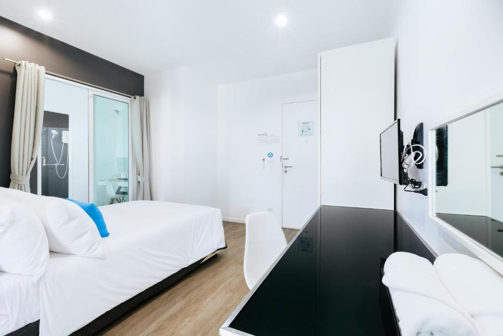 Blu Monkey Bed & Breakfast Phuket - Resim 30