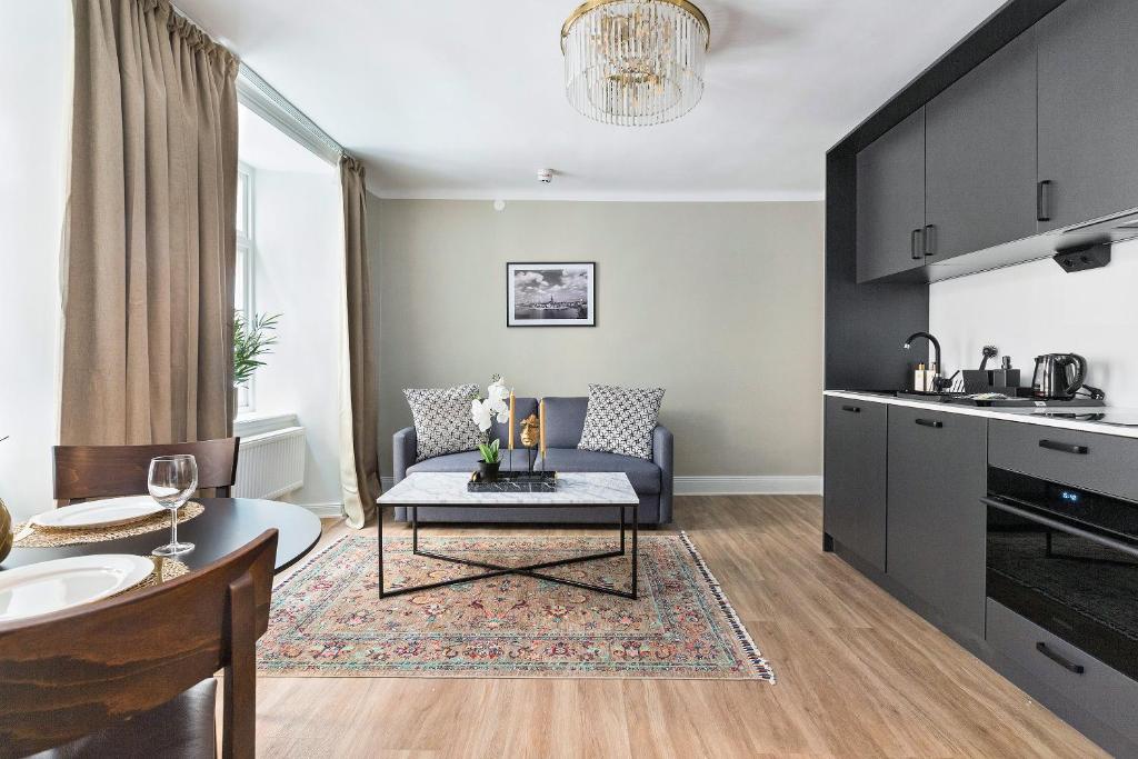 At Old Town Aparthotel - Resim 1