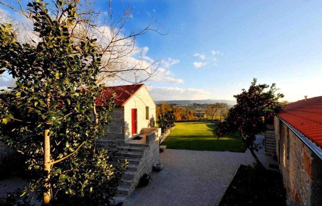 Um jardim em Casas do Ermo - Ermo Villas