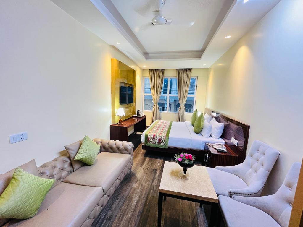 Posezení v ubytování Hotel Banz Near Indira Gandhi Airport Delhi