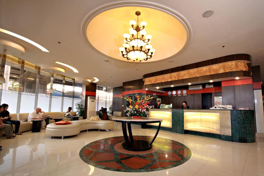 Restaurace v ubytování Eurotel Makati