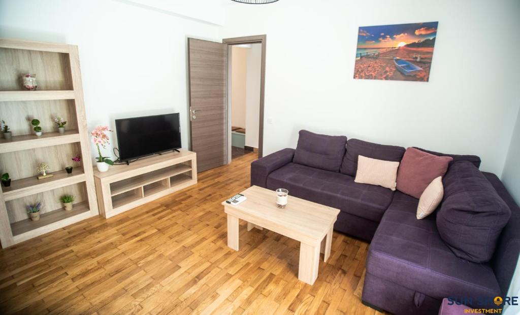 Explore Greece from Comfortable City Centre Apartment - One-Bedroom Apartment