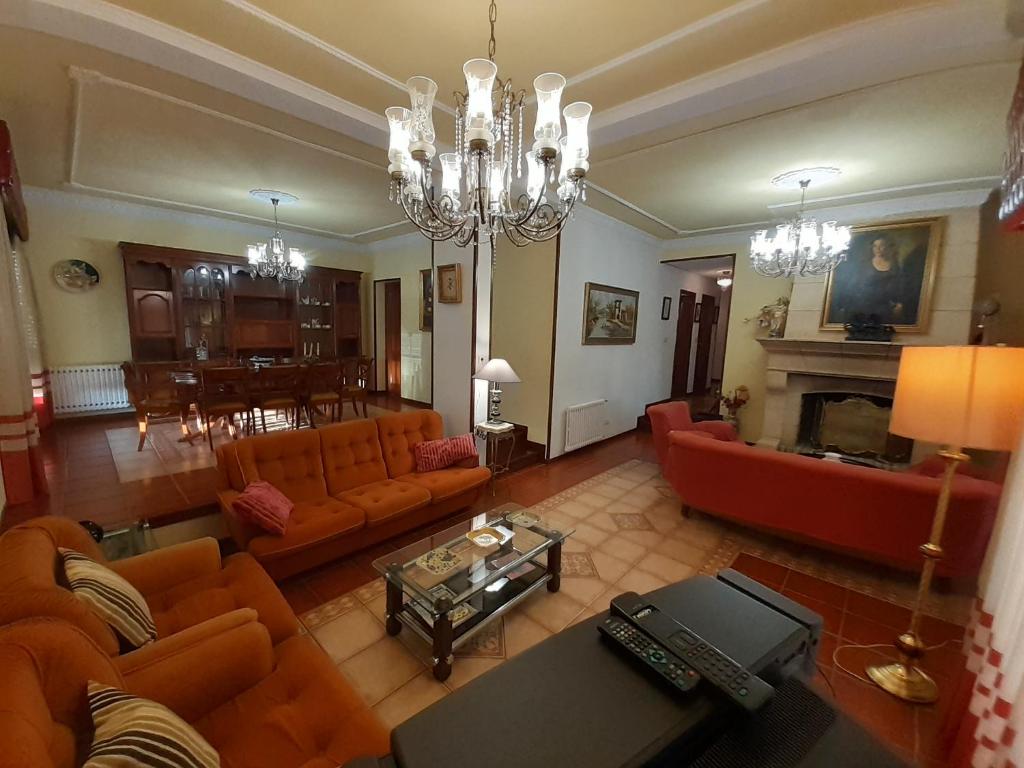 Khu vực ghế ngồi tại Casa independiente para grandes grupos y familias