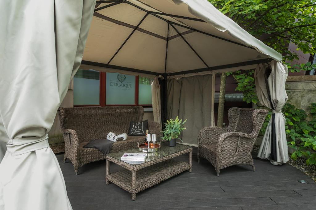 Posedenie v ubytovaní A11 Apartments & SPA Dermique