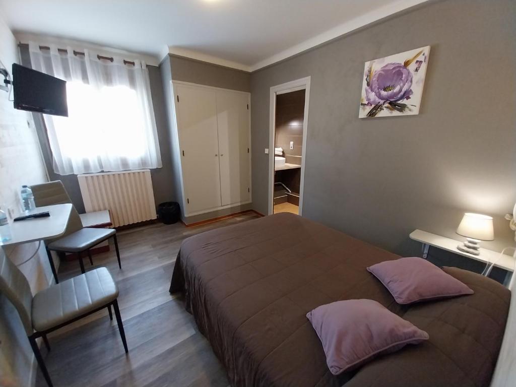 Hôtel L'Oustalet, Font-Romeu-Odeillo-Via – Tarifs 2024