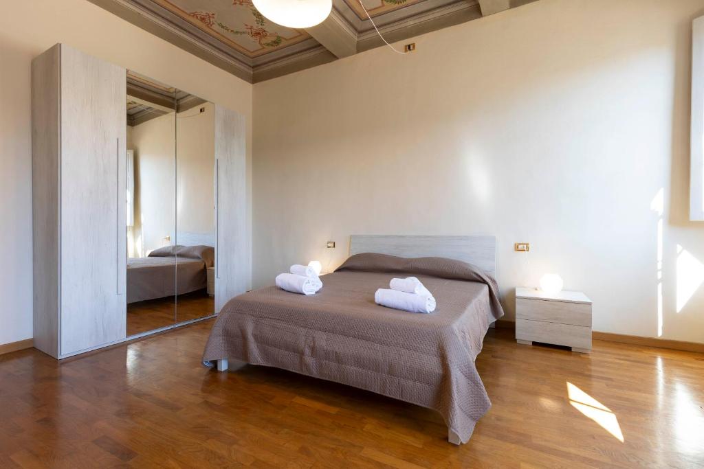 Santo Spirito Huge Apartment