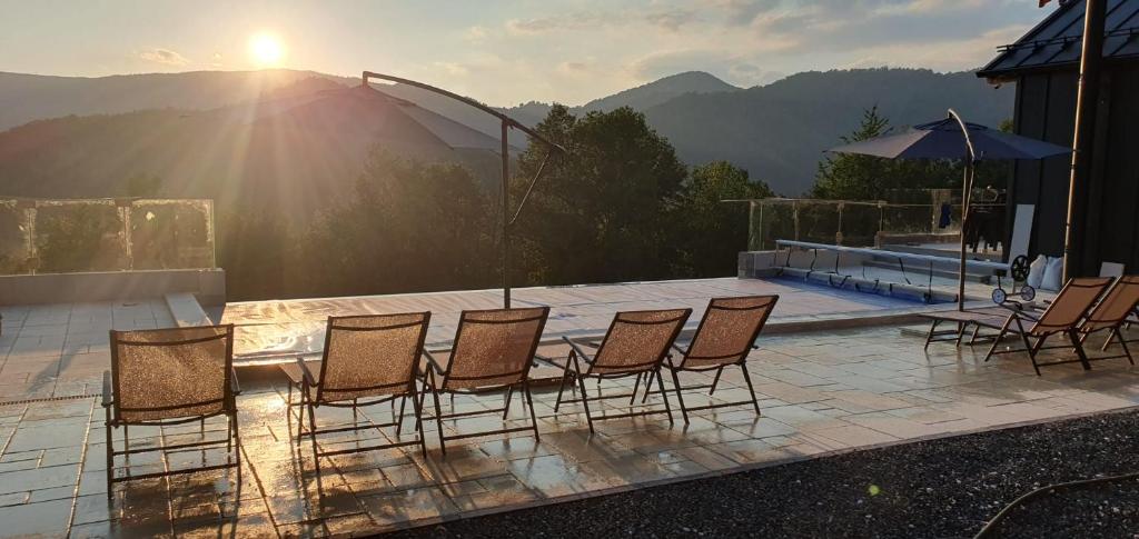 The swimming pool at or close to Cabanele CARMEL