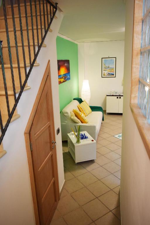 A seating area at Casa Tonia