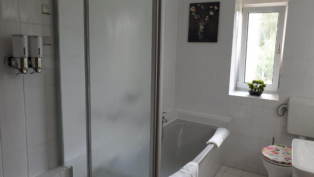 Koupelna v ubytování BIG Apartment - 150qm in Bad Liebenwerda
