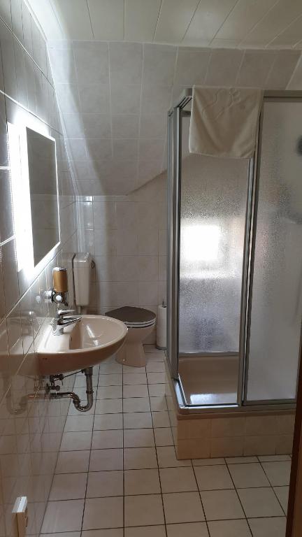 Koupelna v ubytování BIG Apartment - 150qm in Bad Liebenwerda