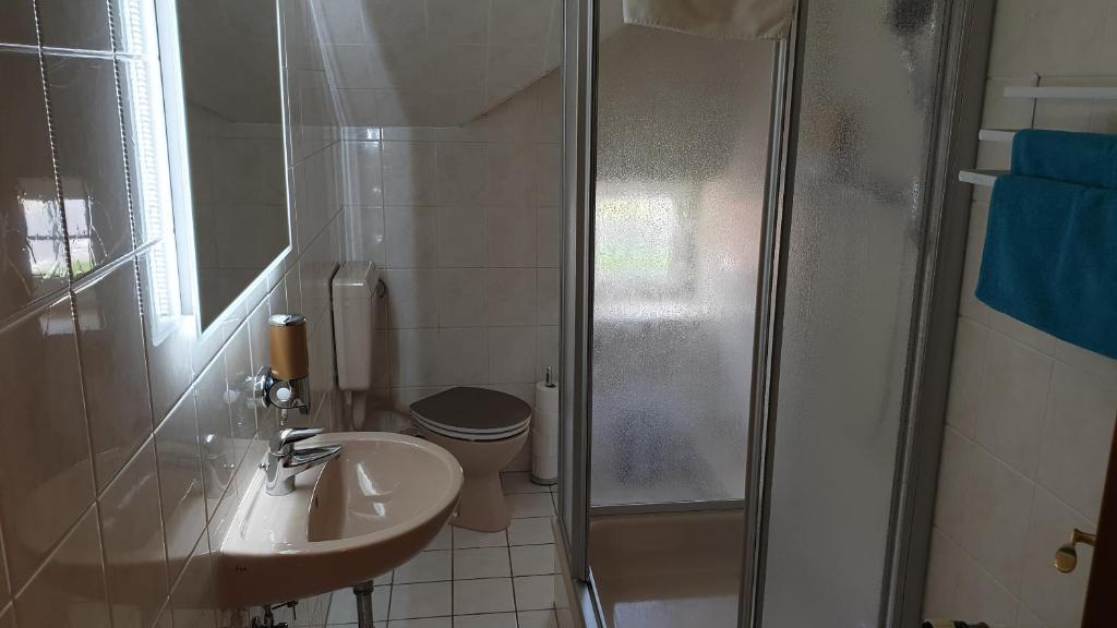 Koupelna v ubytování BIG Apartment - 150qm in Bad Liebenwerda