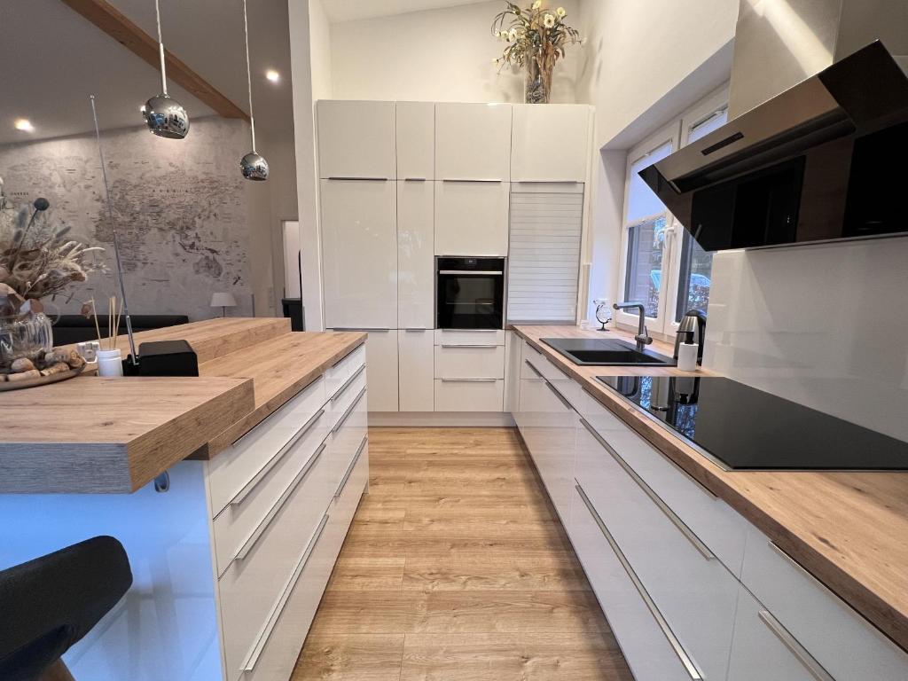 Kuchyň nebo kuchyňský kout v ubytování Ferienhaus Hallix