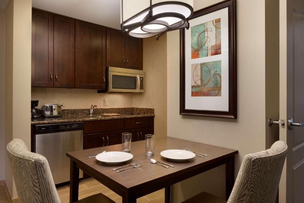 Homewood Suites by Hilton Kalamazoo-Portage photo