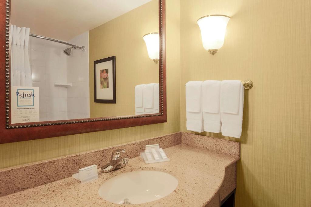 Hilton Garden Inn Chicago/Midway Airport photo