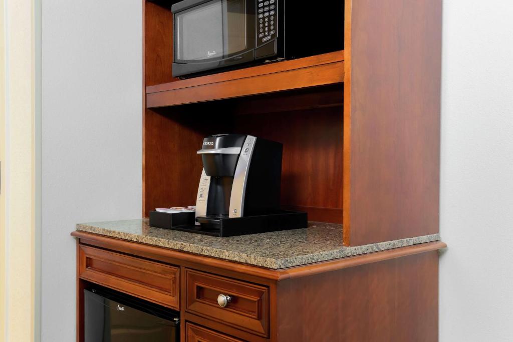 Hilton Garden Inn Chicago/Midway Airport photo