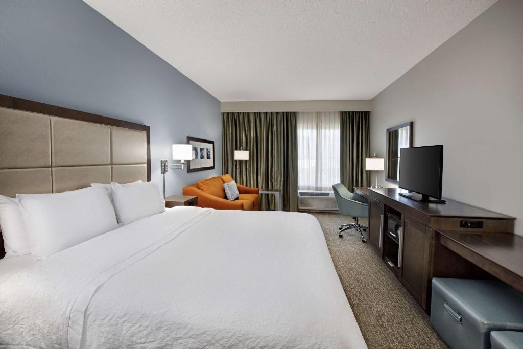 Hampton Inn West Palm Beach Central Airport photo