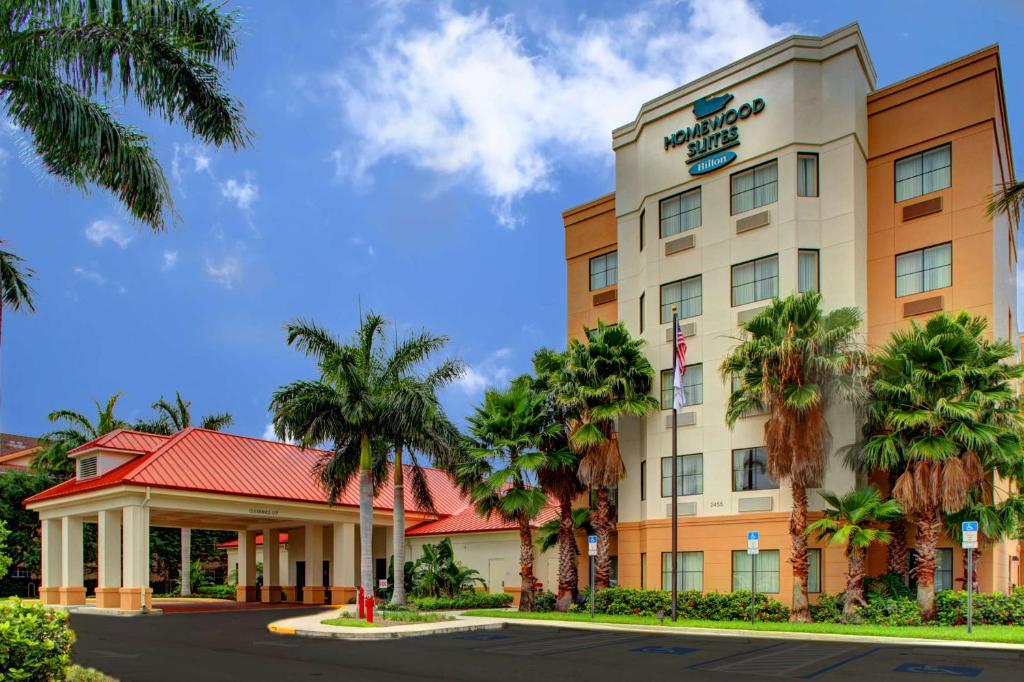 eine Darstellung der Vorderseite eines Hotels in der Unterkunft Homewood Suites by Hilton West Palm Beach in West Palm Beach