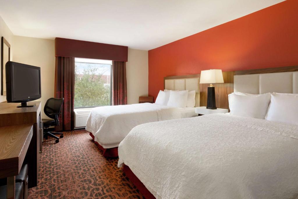 Hampton Inn Wichita Falls-Sikes Senter Mall - Room With Two Queen Beds - Non-Smoking