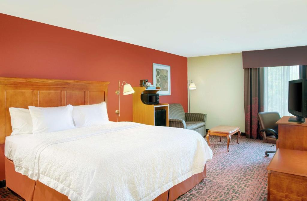 Hampton Inn Merrillville - Executive King Room Met Bankbed - Niet -roken