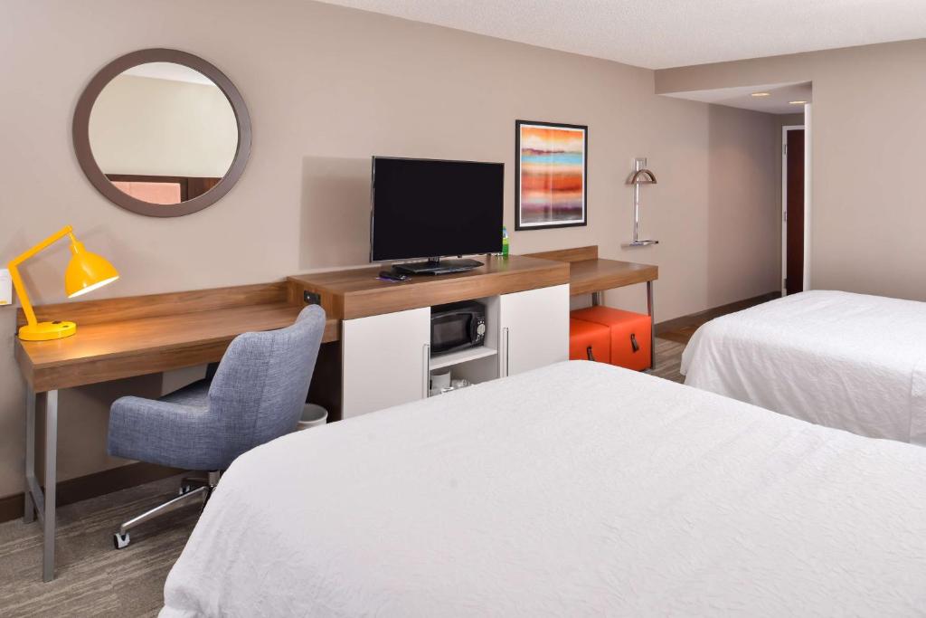 Hampton Inn Statesville - Queen Room With Two Queen Beds