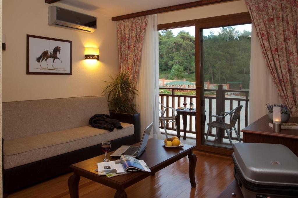 Padok Premium Hotel & Stables - Suite